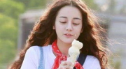 娱乐吃瓜背景女星是谁呀,揭秘当红女星背后的故事